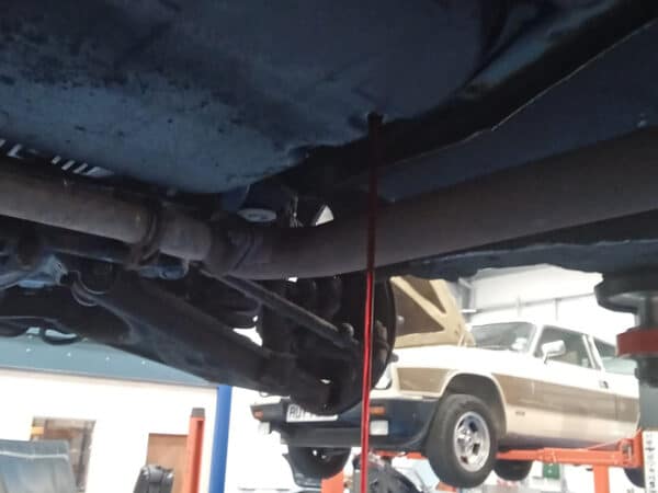 21012025 1985 Mercedes 500SL service and steering 4