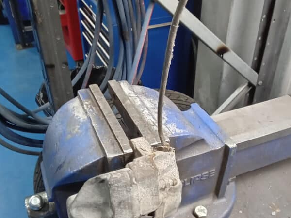 21012025 1987 Mercedes 500SL rear axle 15