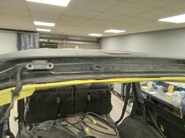 21012025 1994 Toyota Land Cruiser paint prep 37