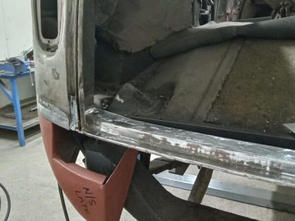 23012025 1963 Rover P4 rust repair 4