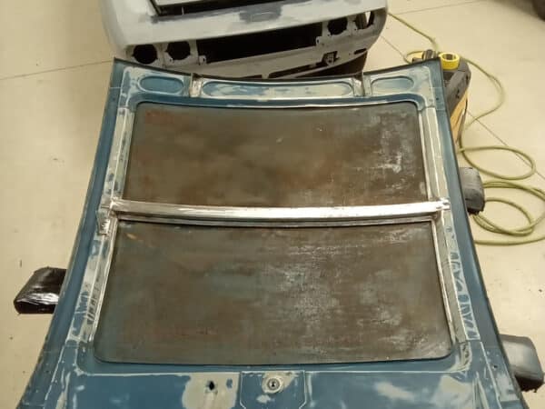 23012025 1973 MGB Roadster strip 12