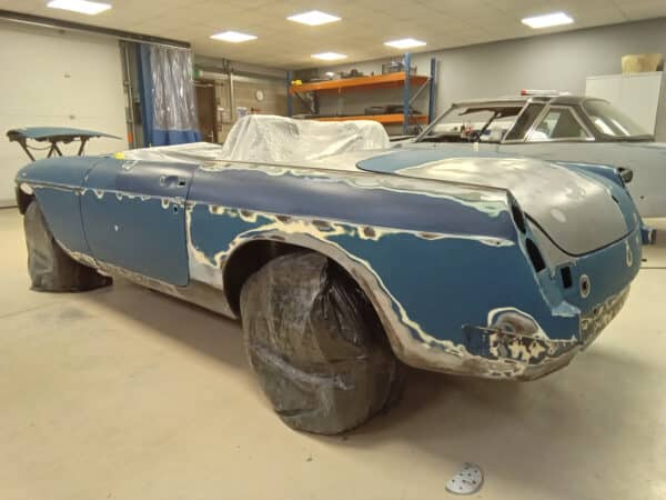 23012025 1973 MGB Roadster strip 2