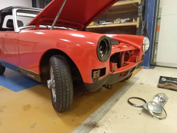 23012025 1980 MG Midget strip down 49