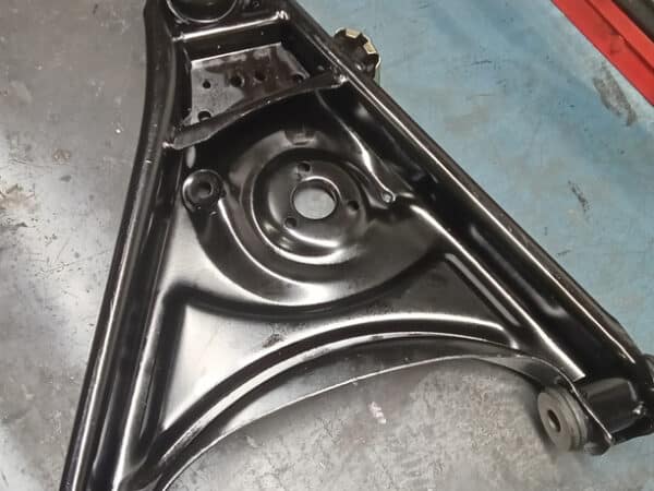 23012025 1985 Mercedes 500SL front suspension 1