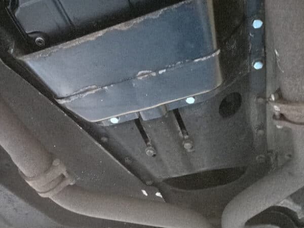 23012025 1985 Mercedes 500SL front suspension 14