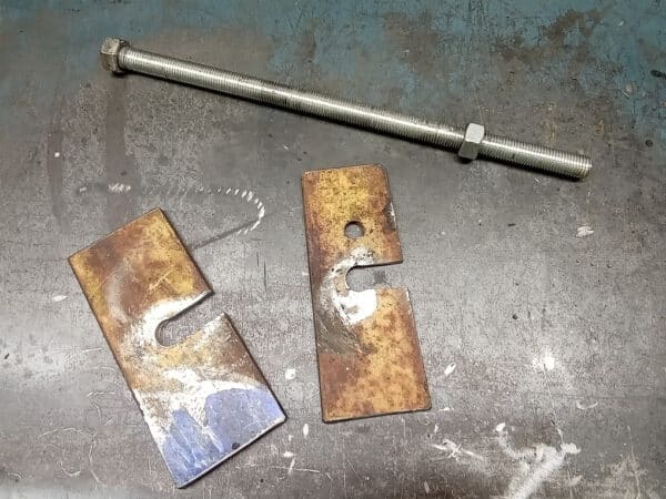 23012025 1985 Mercedes 500SL front suspension 15