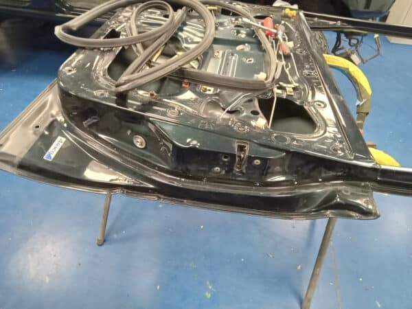 23012025 1994 Toyota Land Cruiser door prep 11