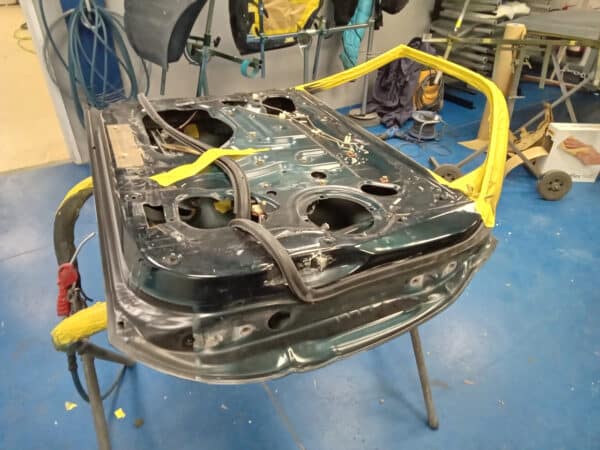 23012025 1994 Toyota Land Cruiser door prep 18