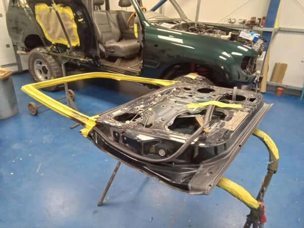 23012025 1994 Toyota Land Cruiser door prep 19
