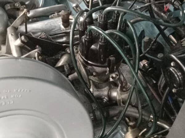 24012025 1969 Daimler 250 V8 ignition system 6