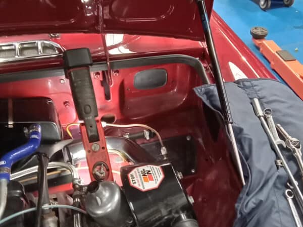 24012025 1972 MGB GT servo removal 3
