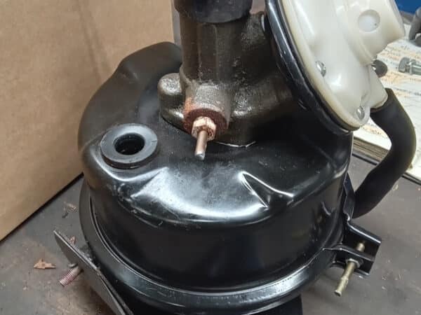 24012025 1972 MGB GT servo removal 4