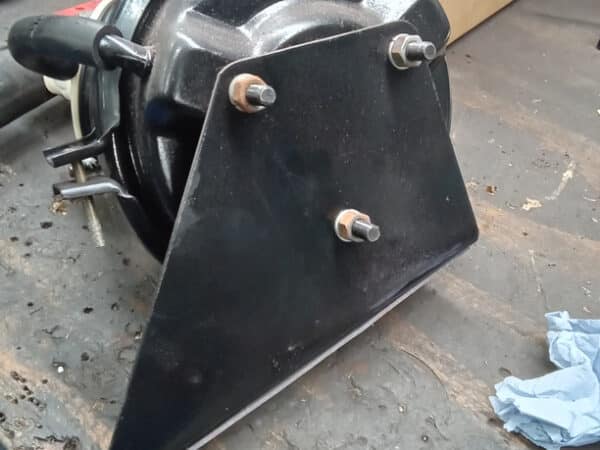 24012025 1972 MGB GT servo removal 6