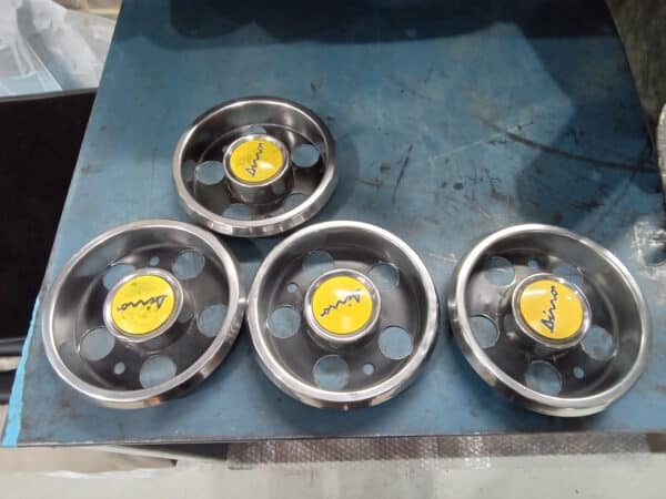 24012025 1973 Ferrari Dino parts cleaning 2