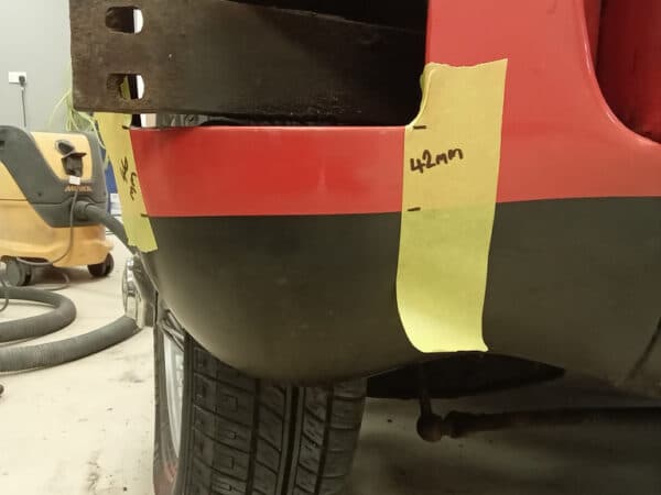 24012025 1980 MG Midget paint prep 3