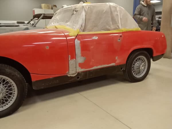 24012025 1980 MG Midget paint prep 8