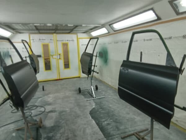 24012025 1994 Toyota Land Cruiser doors in paint 17