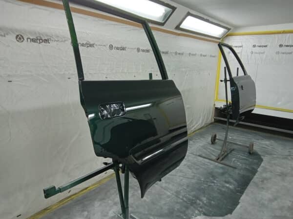 24012025 1994 Toyota Land Cruiser doors in paint 21