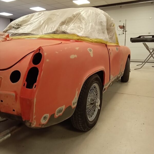 240125 1980 mg midget sand down and filler begins (4)