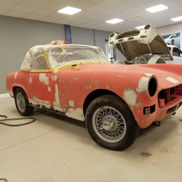 240125 1980 mg midget sand down and filler begins