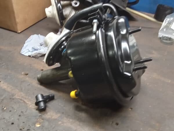 30012025 1972 mgb gt servo (6)