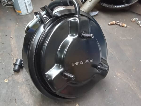 30012025 1972 mgb gt servo (7)