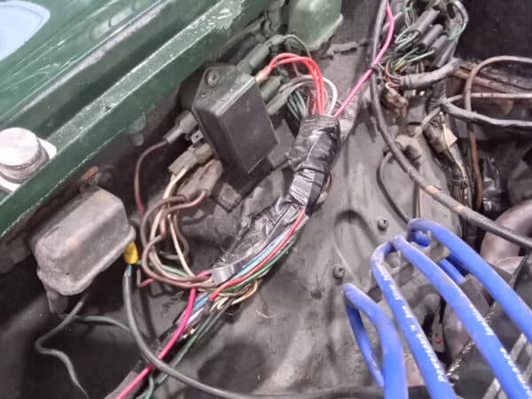 30012025 1975 mgb gt v8 strip down (33)