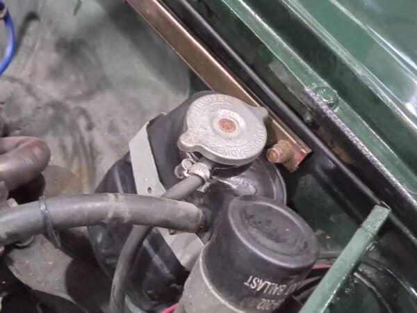 30012025 1975 mgb gt v8 strip down (36)