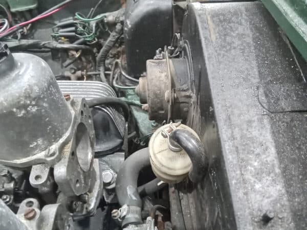 30012025 1975 mgb gt v8 strip down (38)