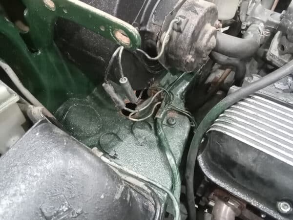 30012025 1975 mgb gt v8 strip down (41)