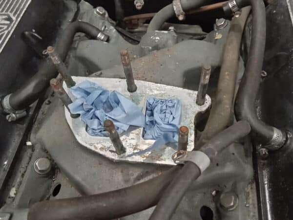 30012025 1975 mgb gt v8 strip down (45)