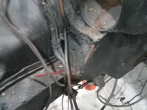 30012025 1975 mgb gt v8 strip down (51)