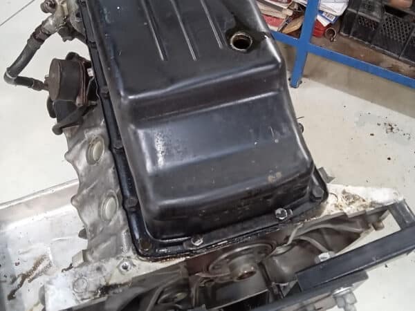 30012025 1975 mgb gt v8 strip down (6)