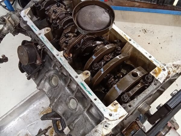 30012025 1975 mgb gt v8 strip down (7)