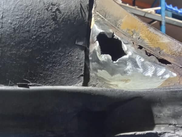 30012025 1975 volkswagen beetle 1303 engine and gearbox (13)