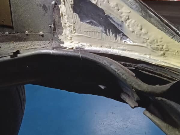 30012025 1975 volkswagen beetle 1303 engine and gearbox (18)