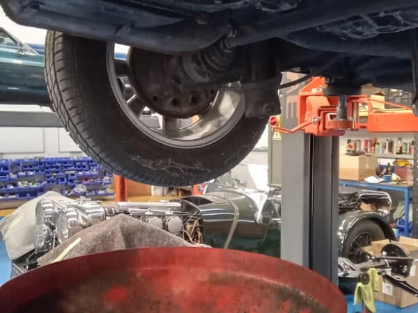 30012025 1975 volkswagen beetle 1303 engine and gearbox (24)