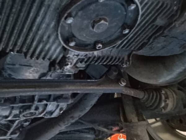 30012025 1975 volkswagen beetle 1303 engine and gearbox (4)