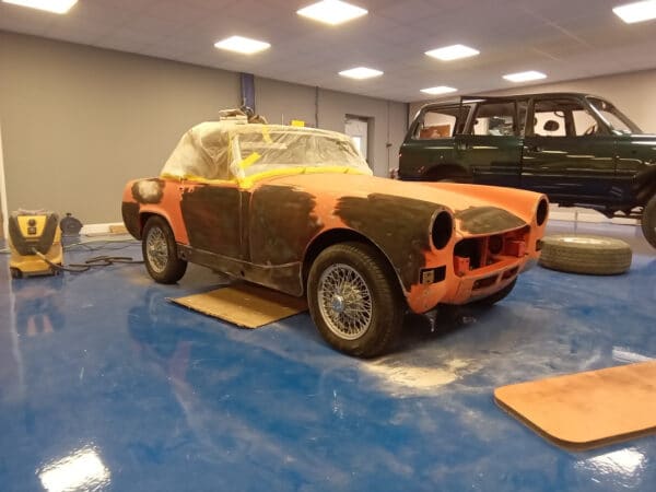 30012025 1980 mg midget paint prep (10)