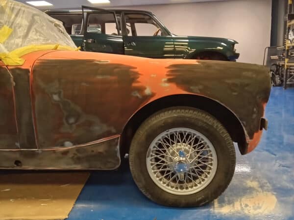 30012025 1980 mg midget paint prep (9)