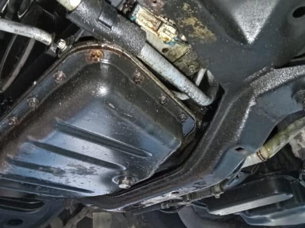 30012025 1999 vauxhall omega engine clean up (6)