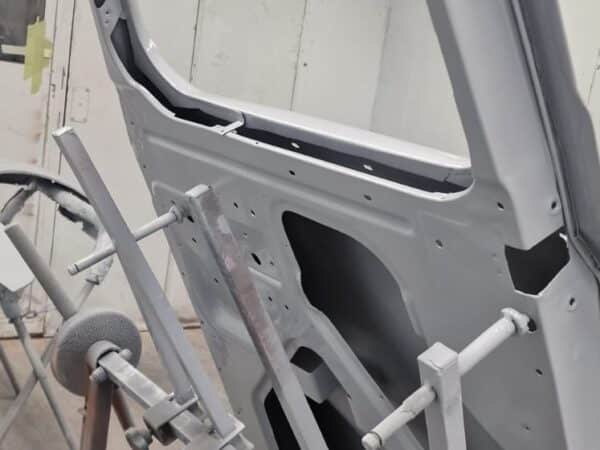 31012025 1951 austin devon highbuild primer (12)