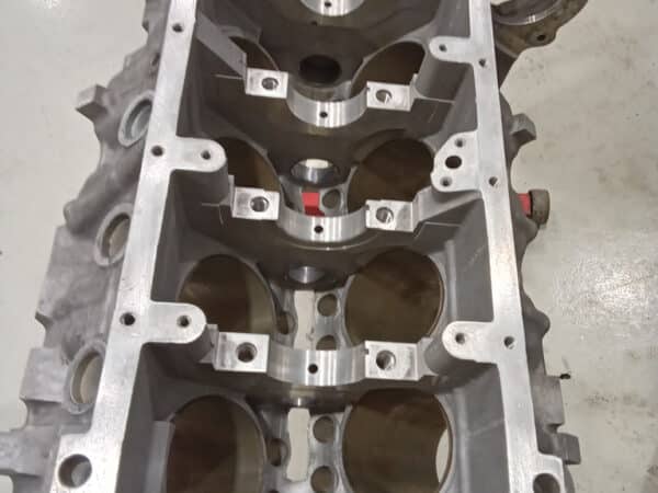 31012025 1975 mgb gt v8 block cleaning (3)
