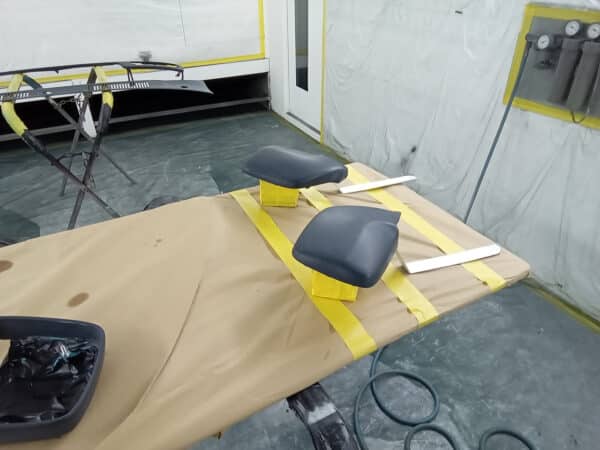 31012025 1994 toyota land cruiser final bits in paint (19)