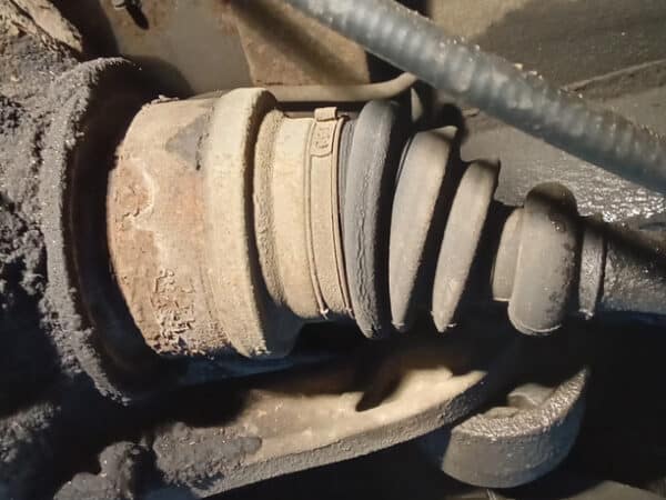 31012025 mercedes vito service (11)