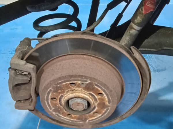 31012025 mercedes vito service (14)