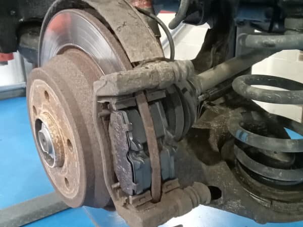31012025 mercedes vito service (2)