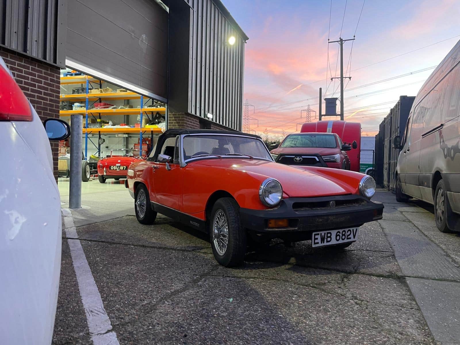 mg midget orange 1980