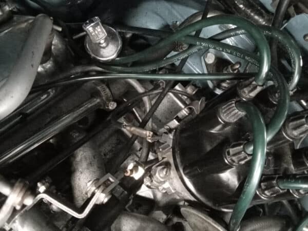 04022025 1969 daimler 250 v8 ignition issues (20)