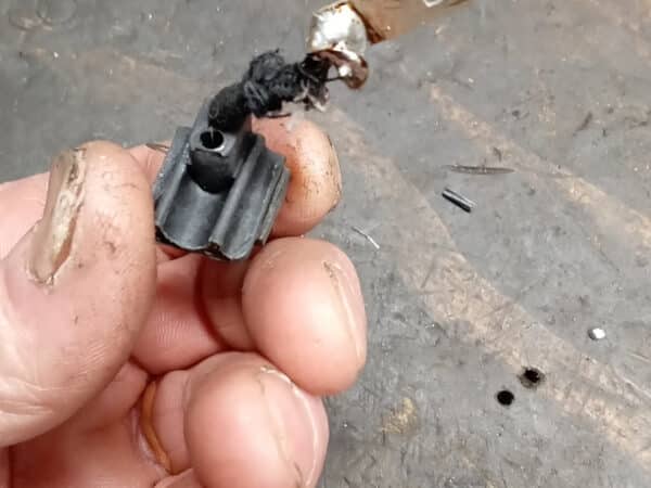 04022025 1969 daimler 250 v8 ignition issues (25)